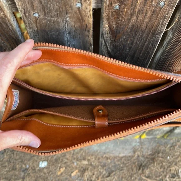 Vintage Dooney Bourke Purse 90s Crossbody Black Pebbled Leather USA Shoulder Bag - Picture 6 of 14